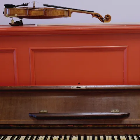 violín y piano tranquilos